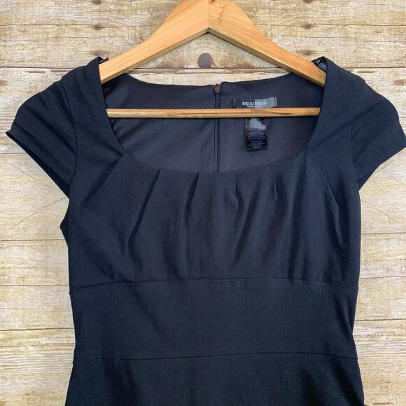 Bisou Bisou Cap Sleeve little solid black dress Coquette Preppy Goth Sz 4 Small - Picture 5 of 5